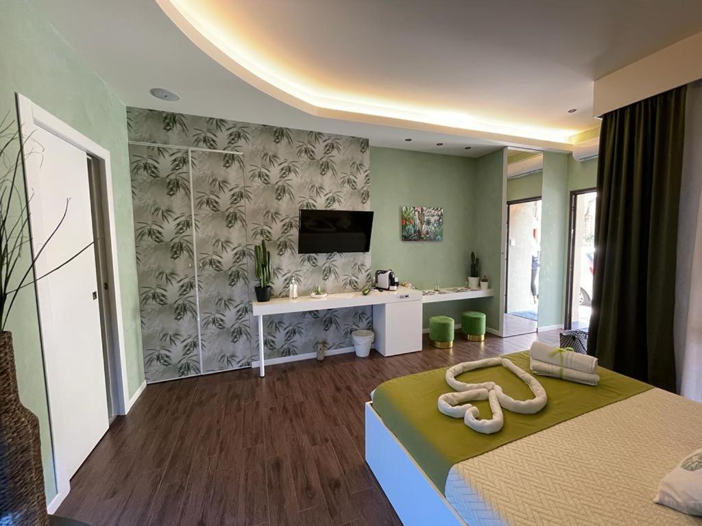 Th Luxury Suite Giardini Naxos Bagian luar foto