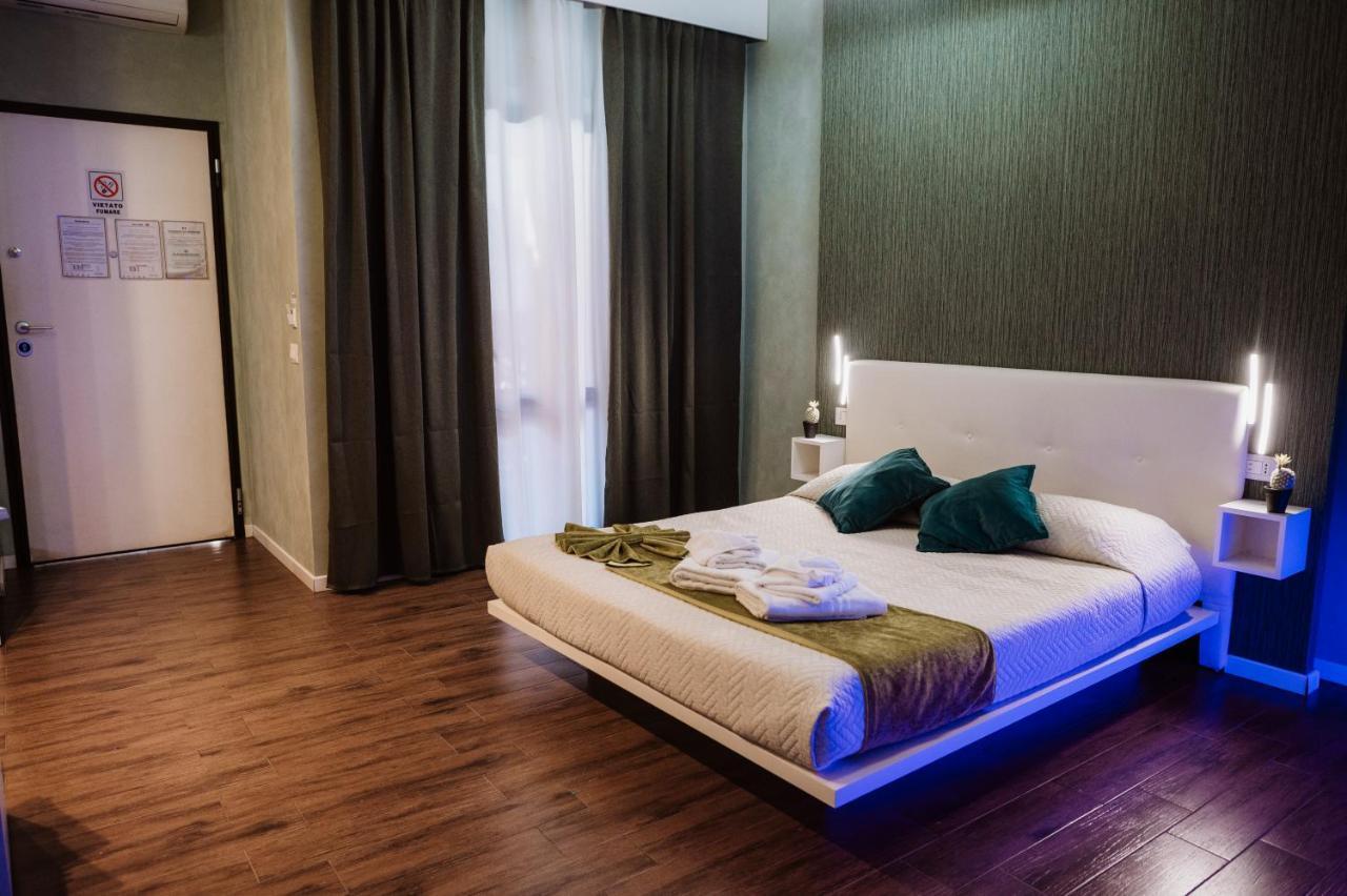 Th Luxury Suite Giardini Naxos Bagian luar foto